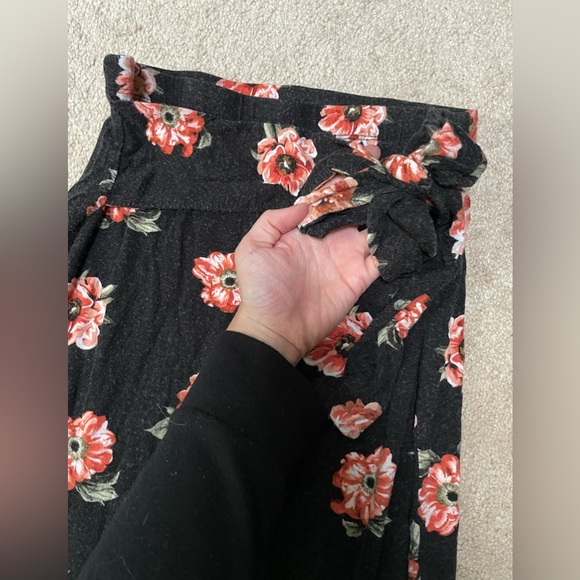 Rue 21 long skirt, size small - Picture 3 of 4